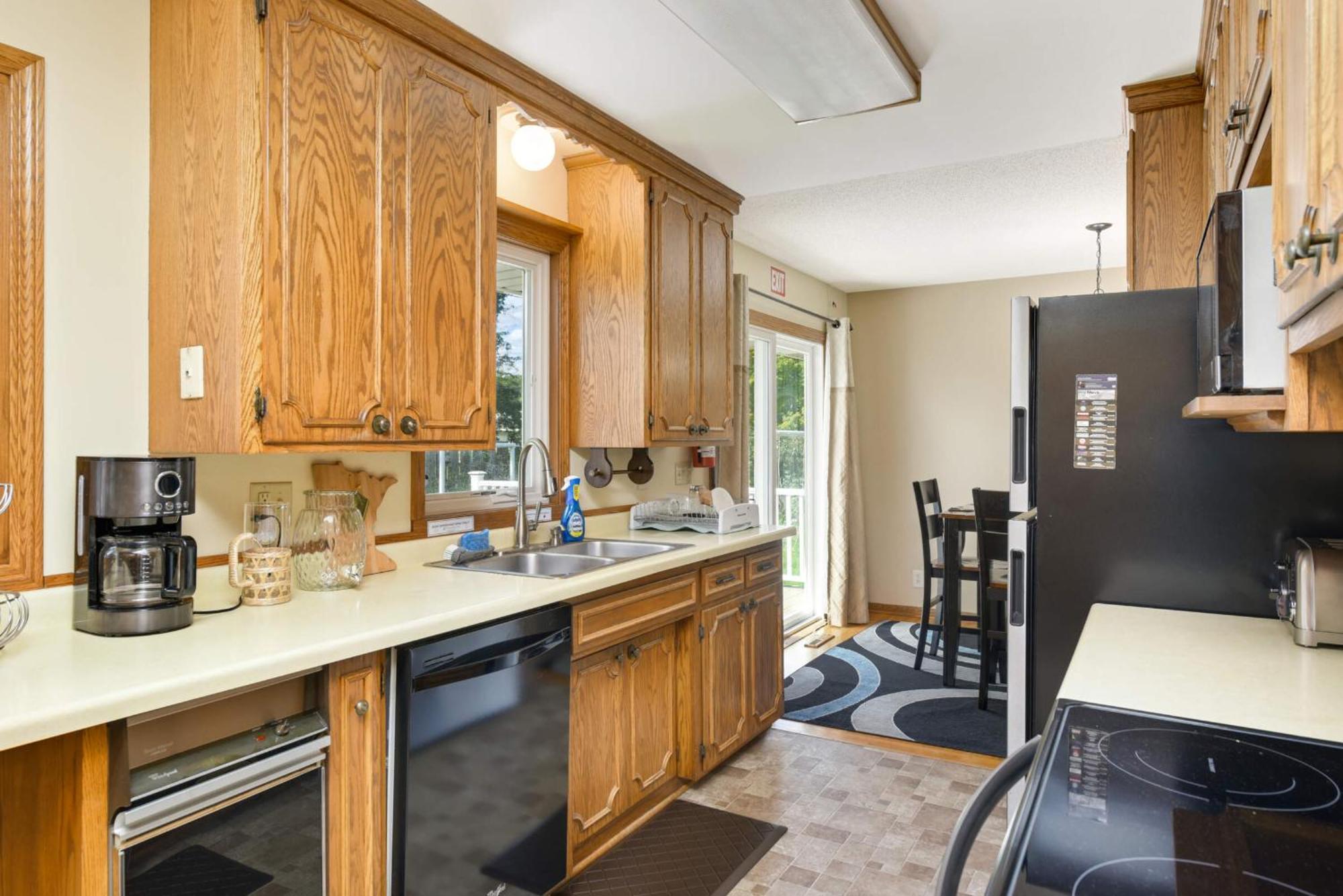 Cottage Grove Haven, Spacious 4-Bed, 3 Baths Retreat Extérieur photo