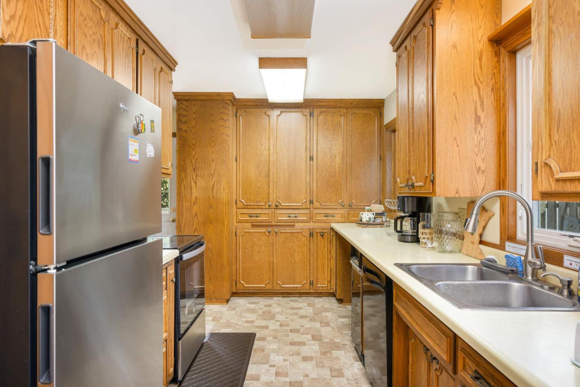 Cottage Grove Haven, Spacious 4-Bed, 3 Baths Retreat Extérieur photo