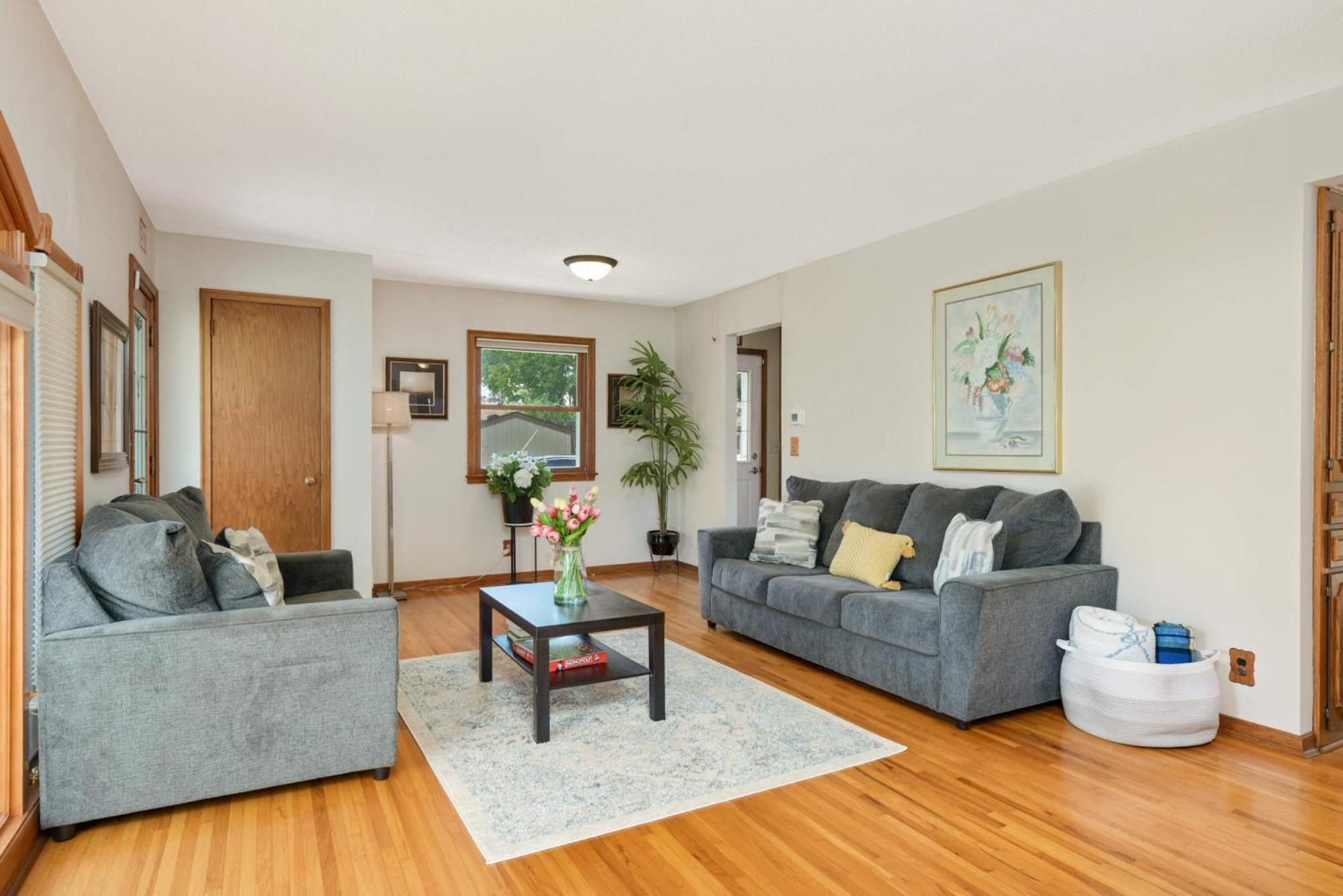 Cottage Grove Haven, Spacious 4-Bed, 3 Baths Retreat Extérieur photo