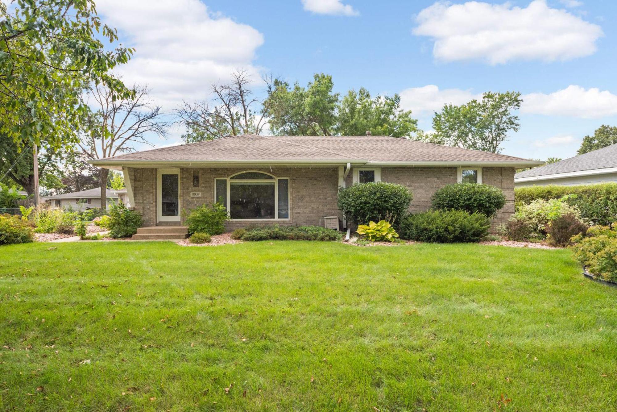 Cottage Grove Haven, Spacious 4-Bed, 3 Baths Retreat Extérieur photo